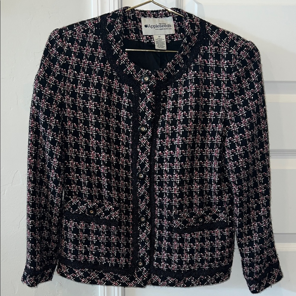 Petite Appleseed's Women's Elegant Tweed-Look Acrylic Black and Pink Blazer